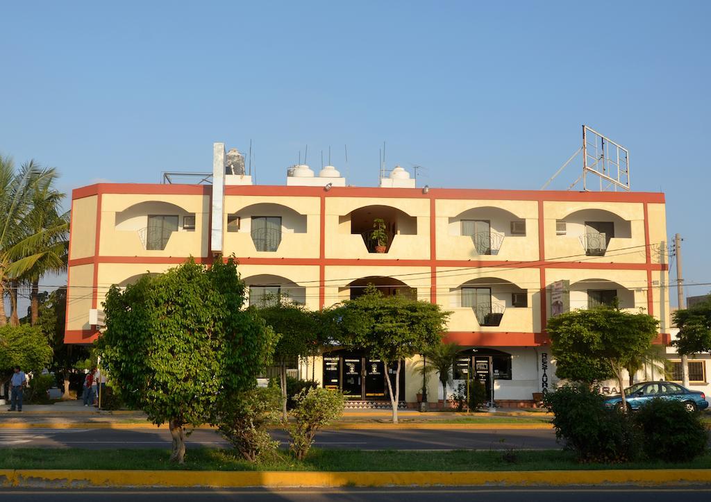 Hotel Las Fuentes ロスモチス エクステリア 写真