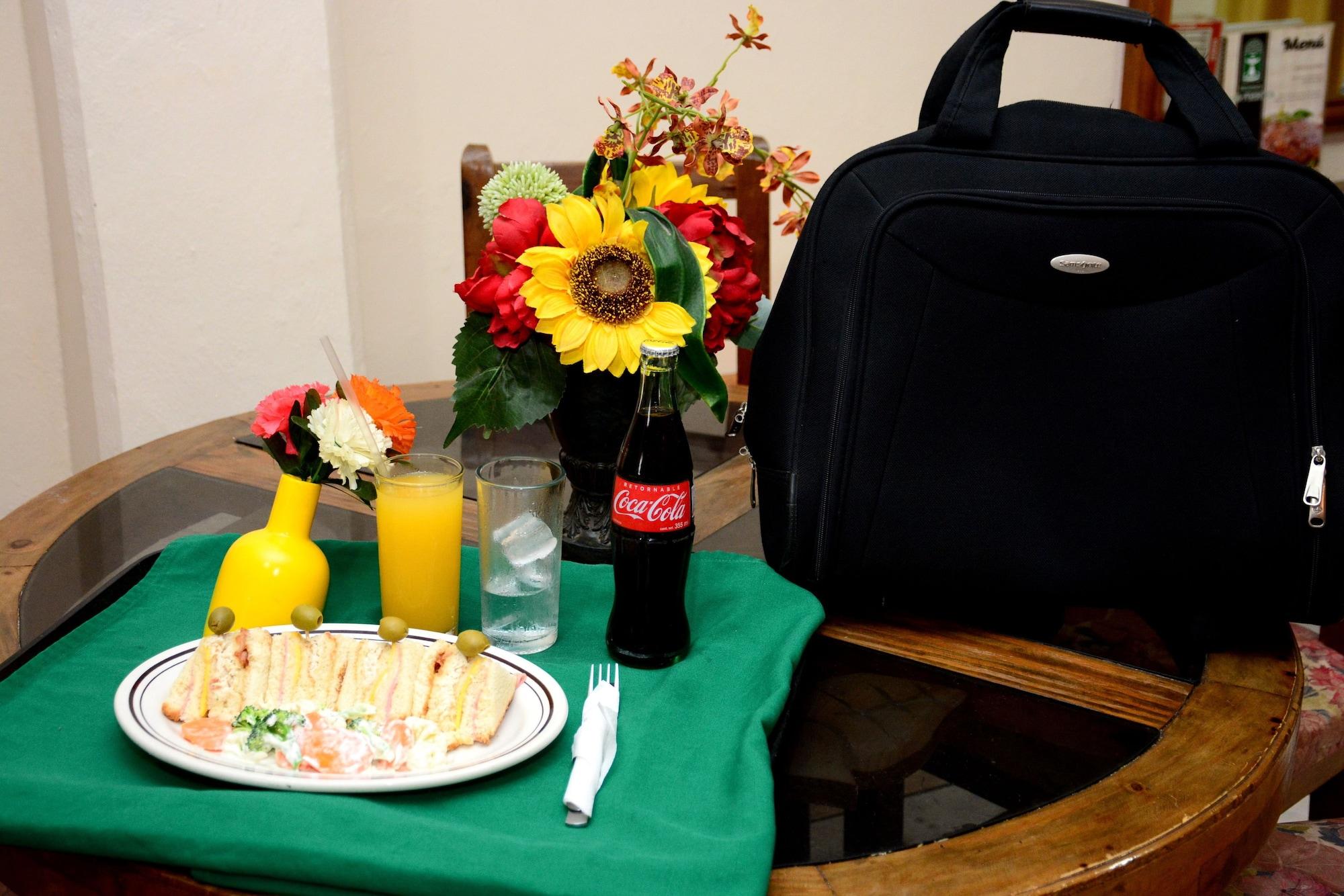 Hotel Las Fuentes ロスモチス エクステリア 写真