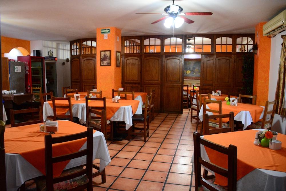 Hotel Las Fuentes ロスモチス エクステリア 写真