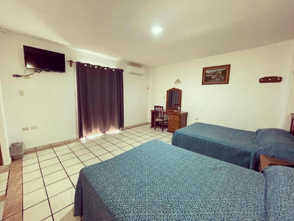 Hotel Las Fuentes ロスモチス エクステリア 写真
