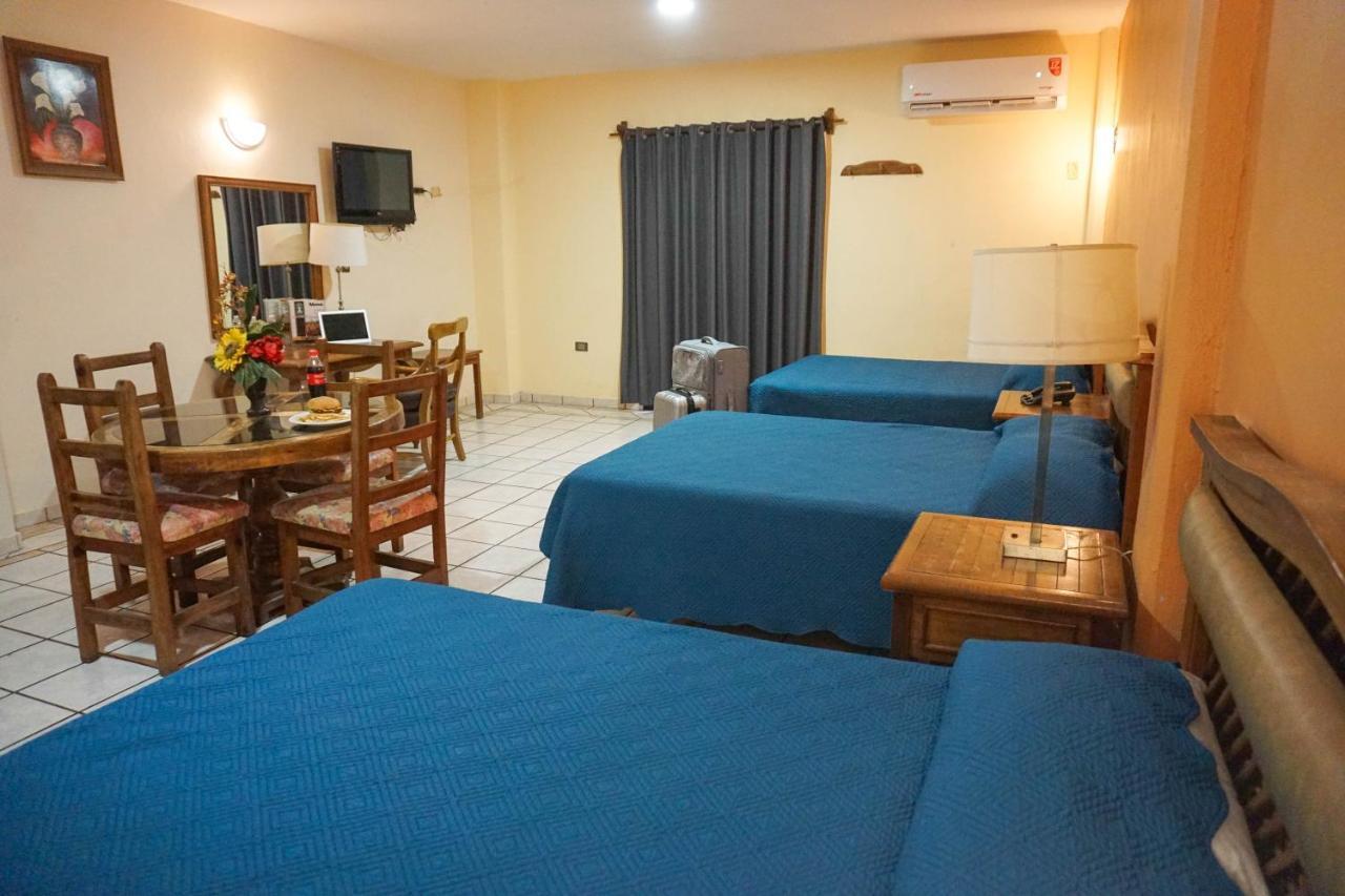 Hotel Las Fuentes ロスモチス エクステリア 写真