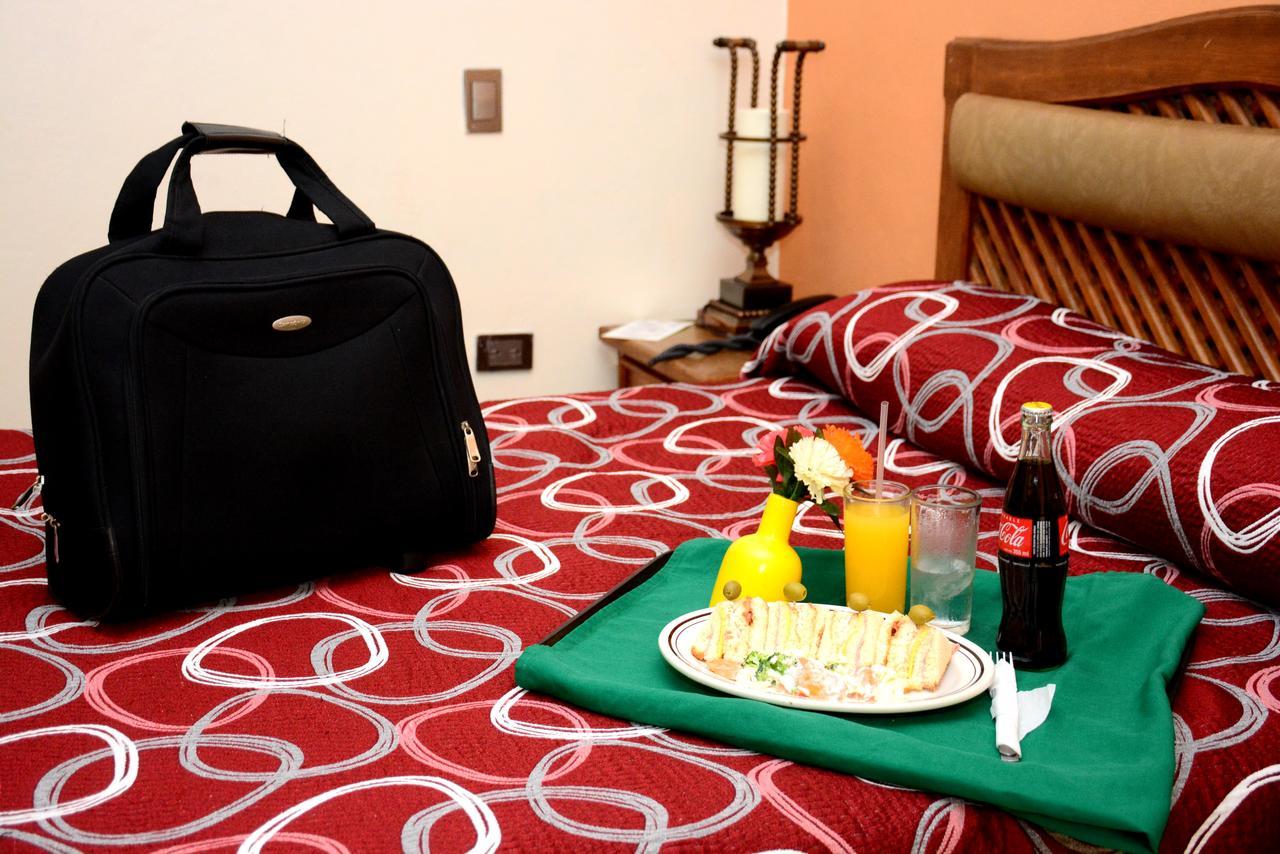 Hotel Las Fuentes ロスモチス エクステリア 写真