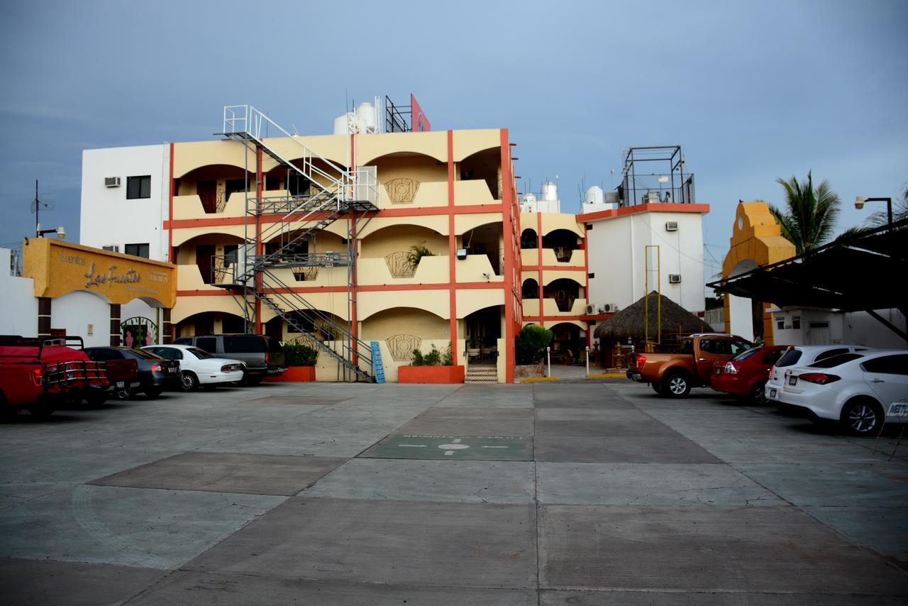 Hotel Las Fuentes ロスモチス エクステリア 写真
