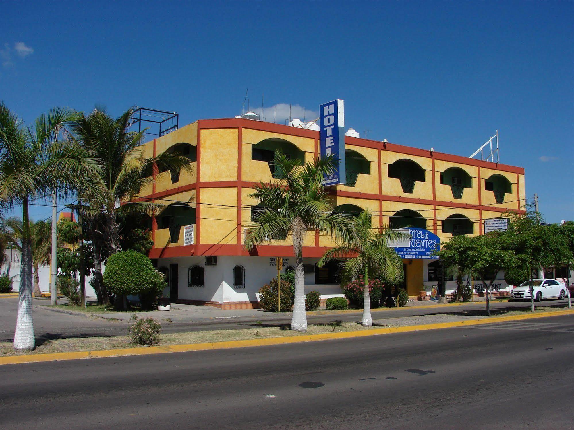 Hotel Las Fuentes ロスモチス エクステリア 写真