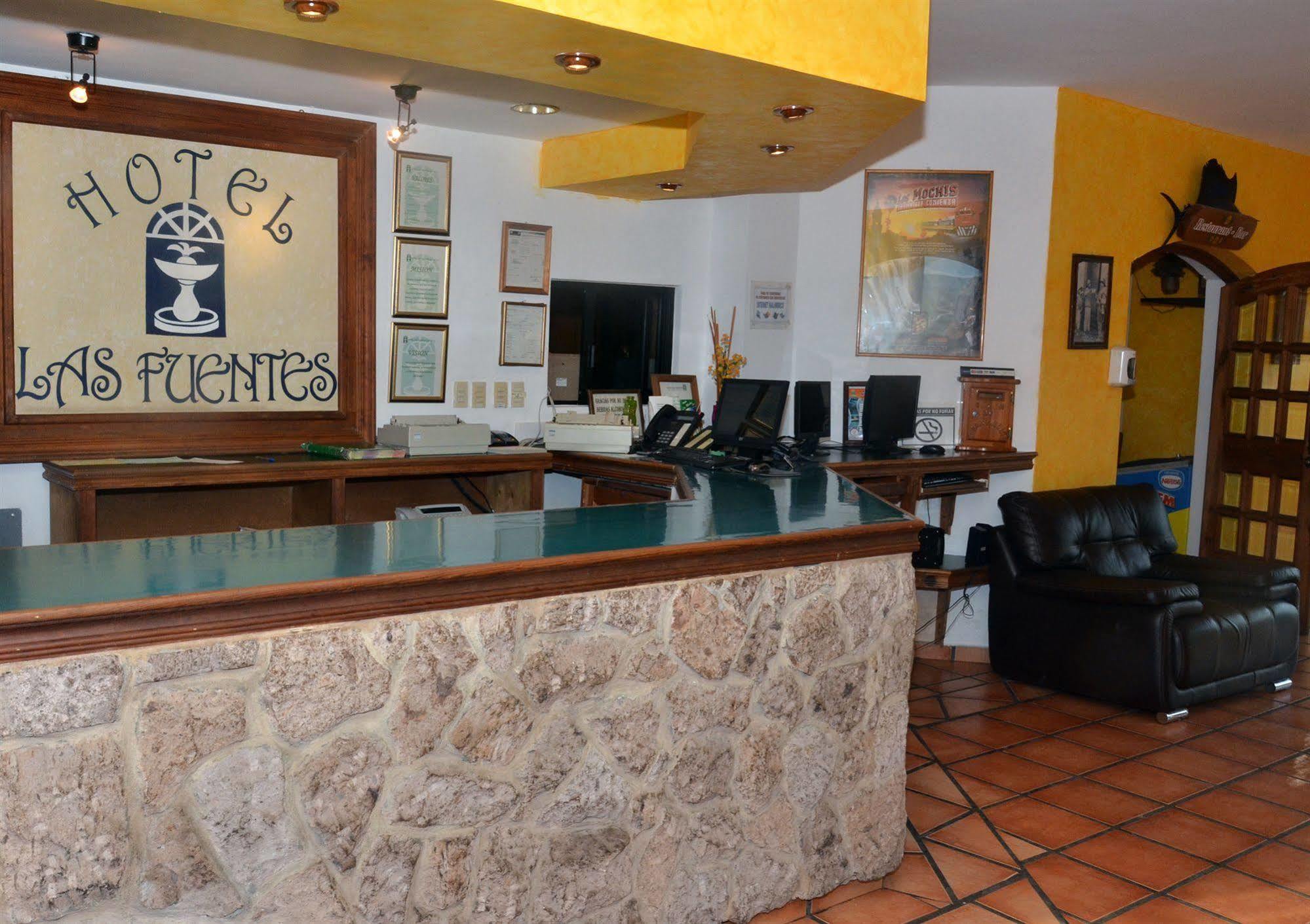 Hotel Las Fuentes ロスモチス エクステリア 写真