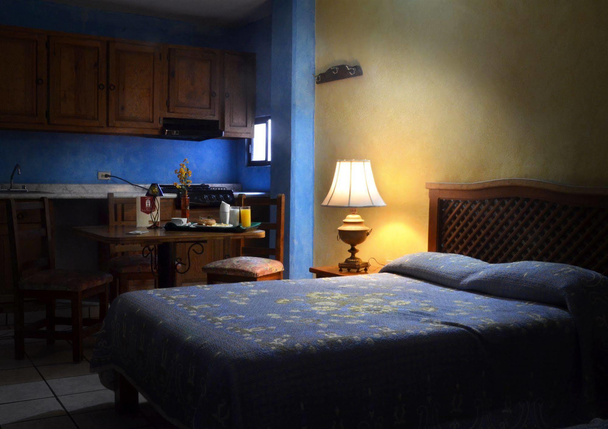 Hotel Las Fuentes ロスモチス エクステリア 写真